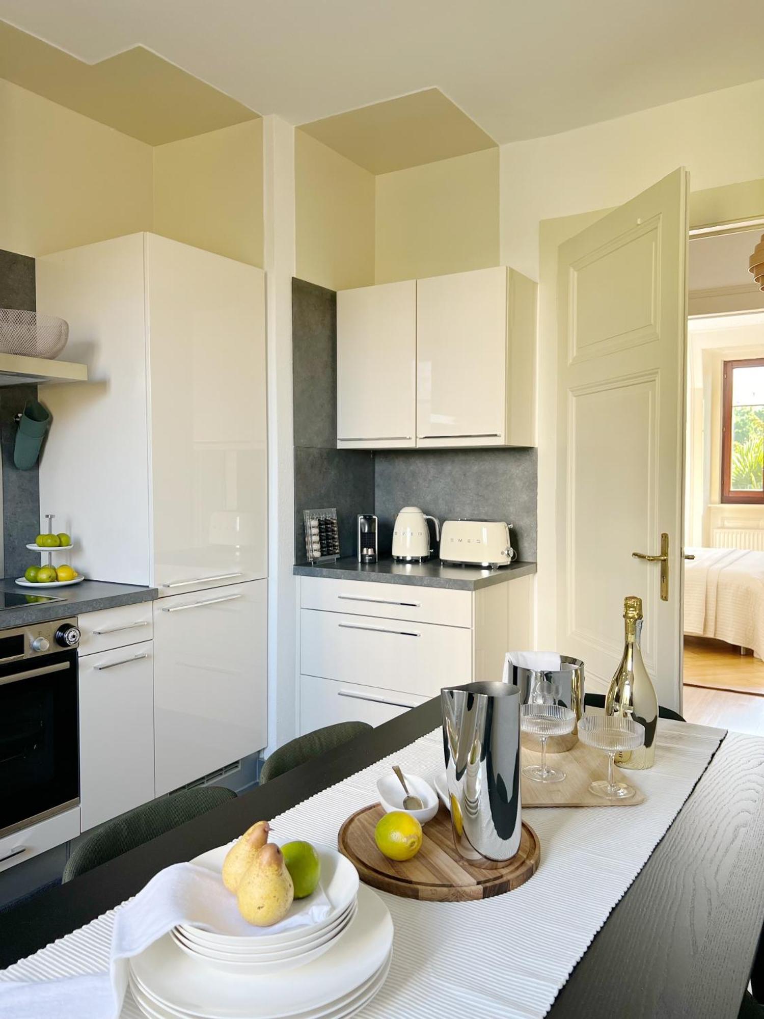 Montreux Riviera Suite Waterfront 3 Bedrooms Private Parking 外观 照片